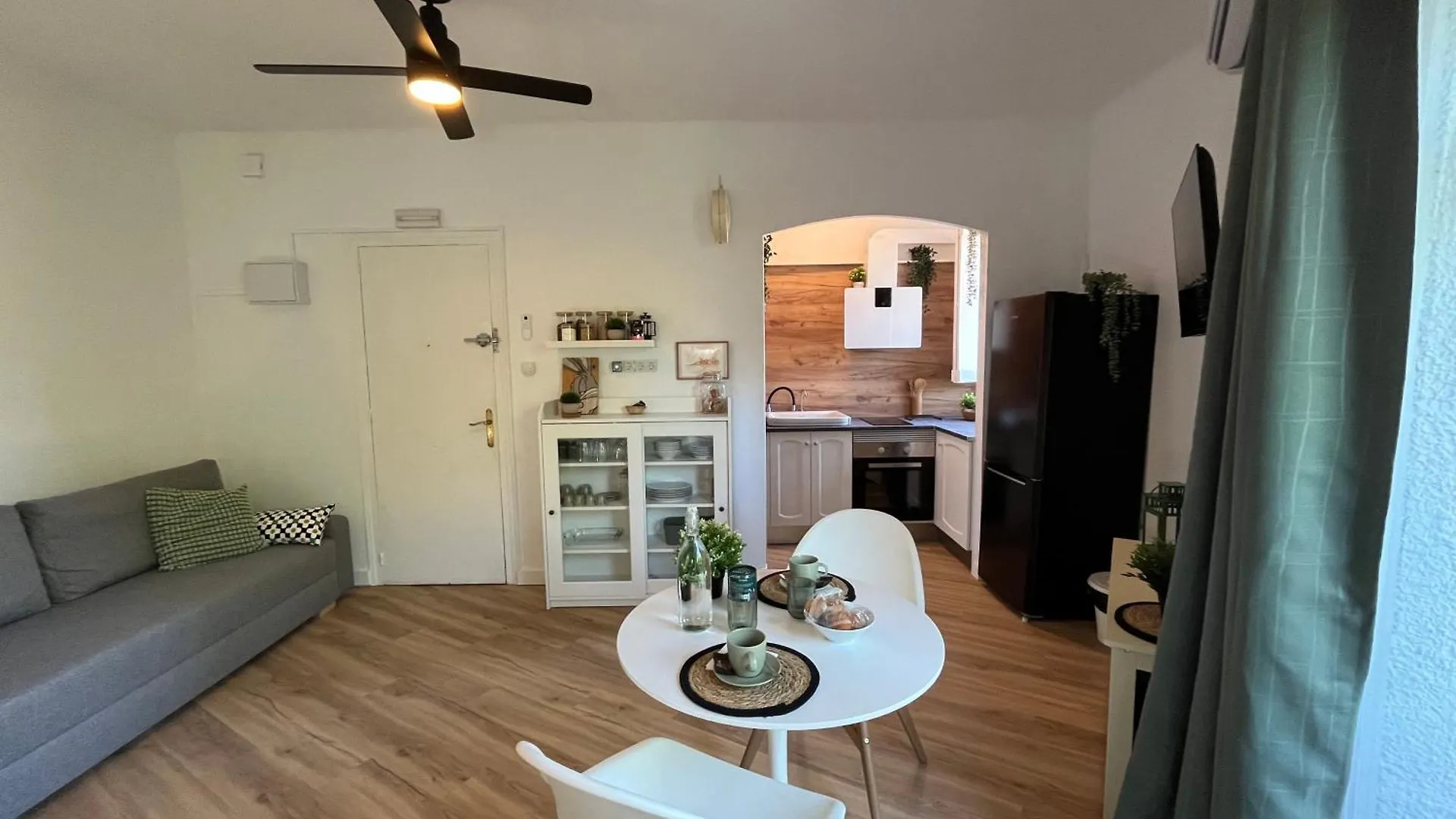 Apartament De La Madrona 1St Floor Easy Street Parking Tarragona Spain